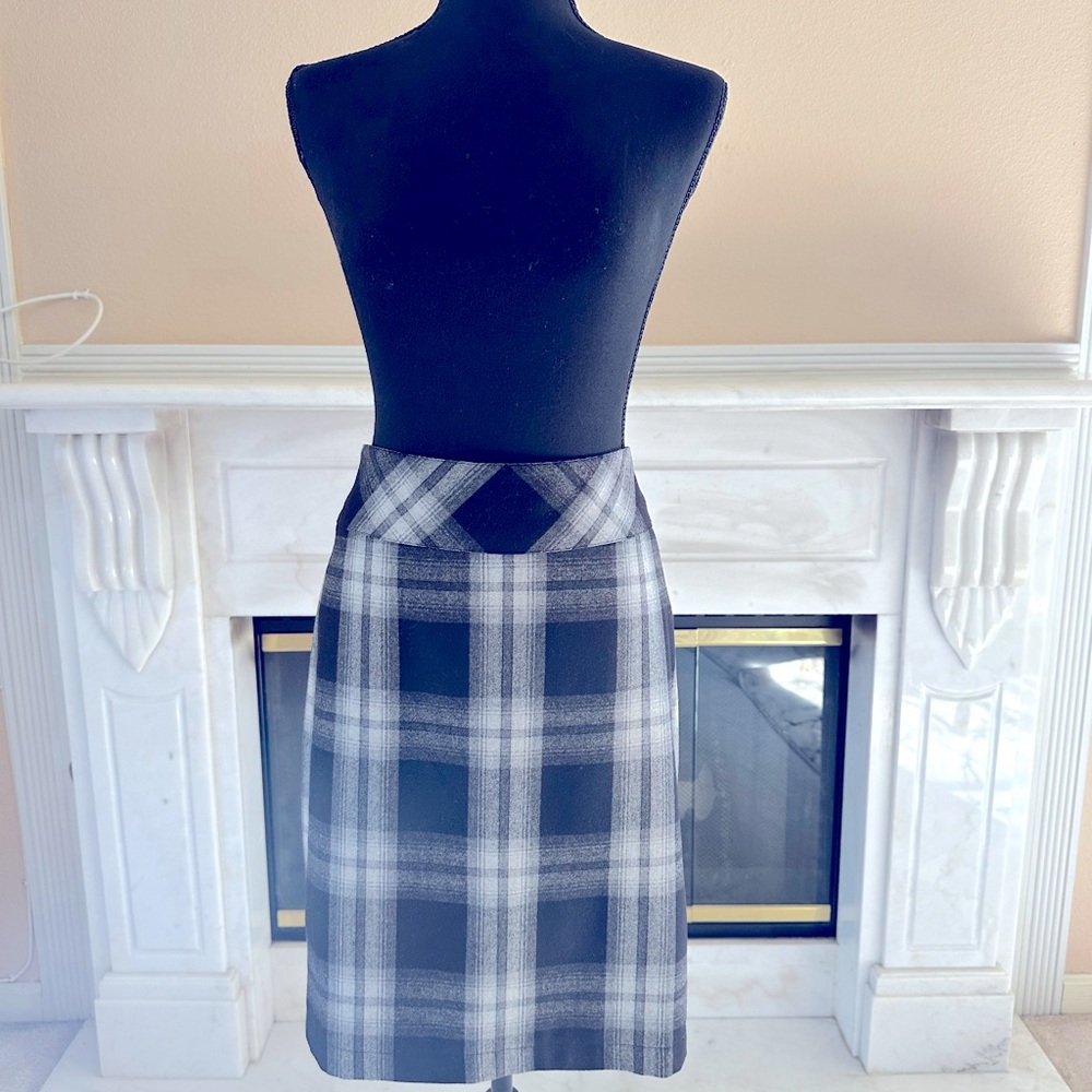 Wool Blend Plaid Pencil Skirt (US 10–12)